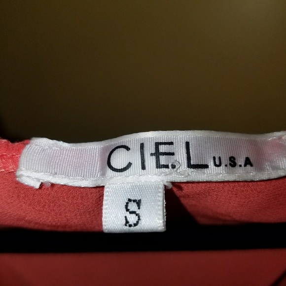 Ciel Usa Coral Ruffle Flowy Lace Boho Tie Blouse - Picture 4 of 5